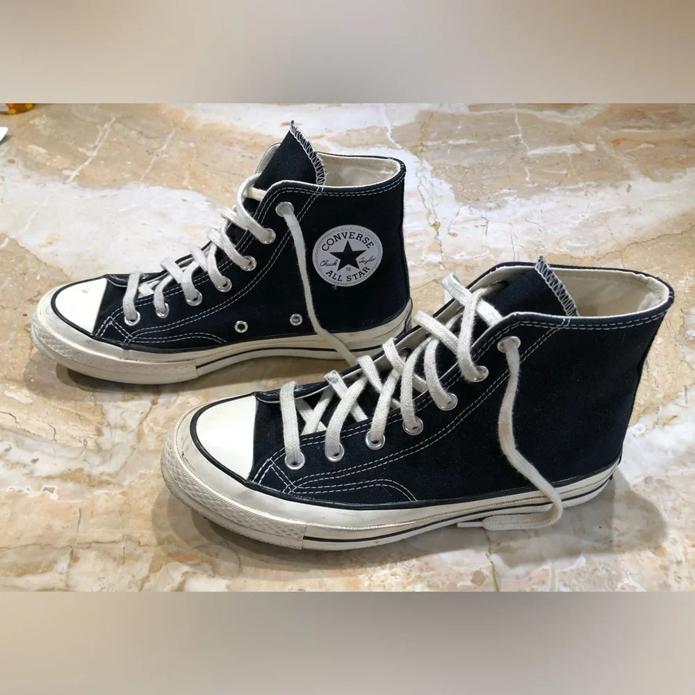 Converse Chuck 70’s Black High-Tops - Picture 2 of 8